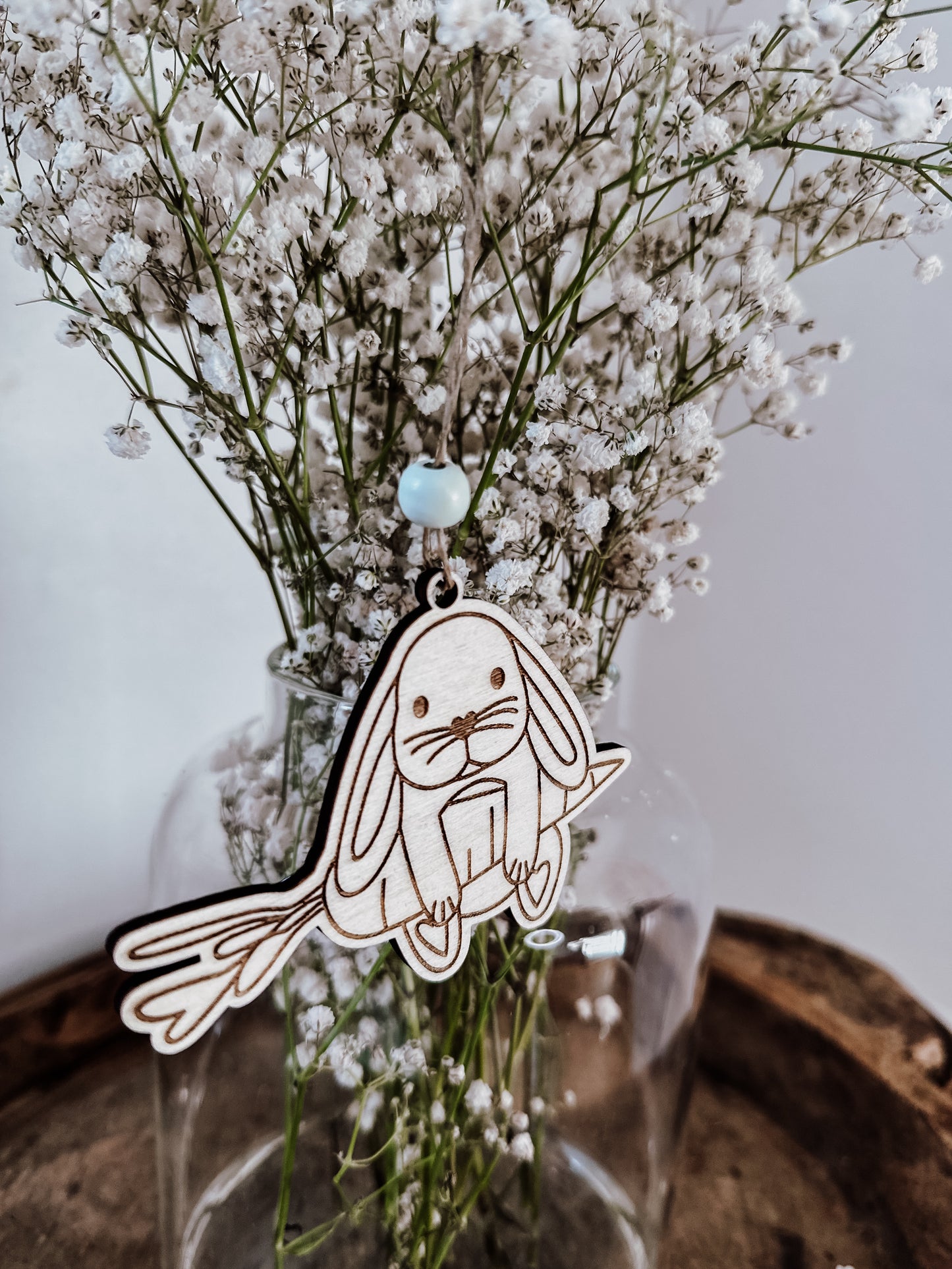 Anhänger „Häschen mit Möhre“