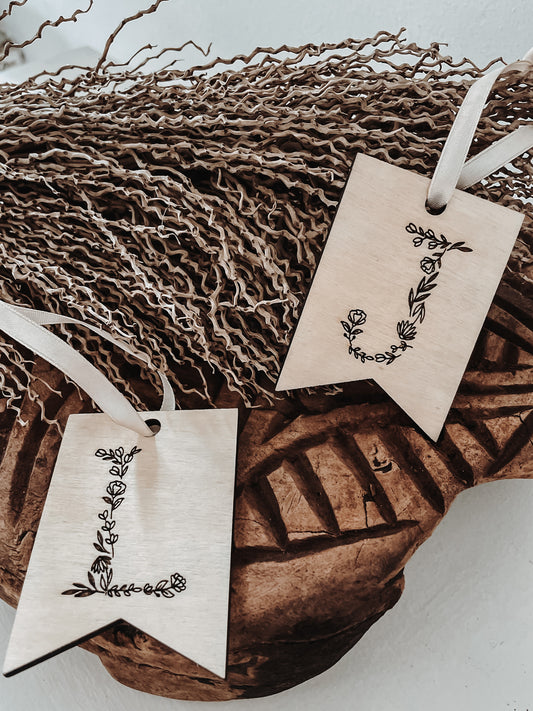 Blumiger Geschenkanhänger