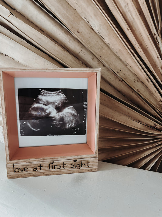 Bilderrahmen „love at first sight“