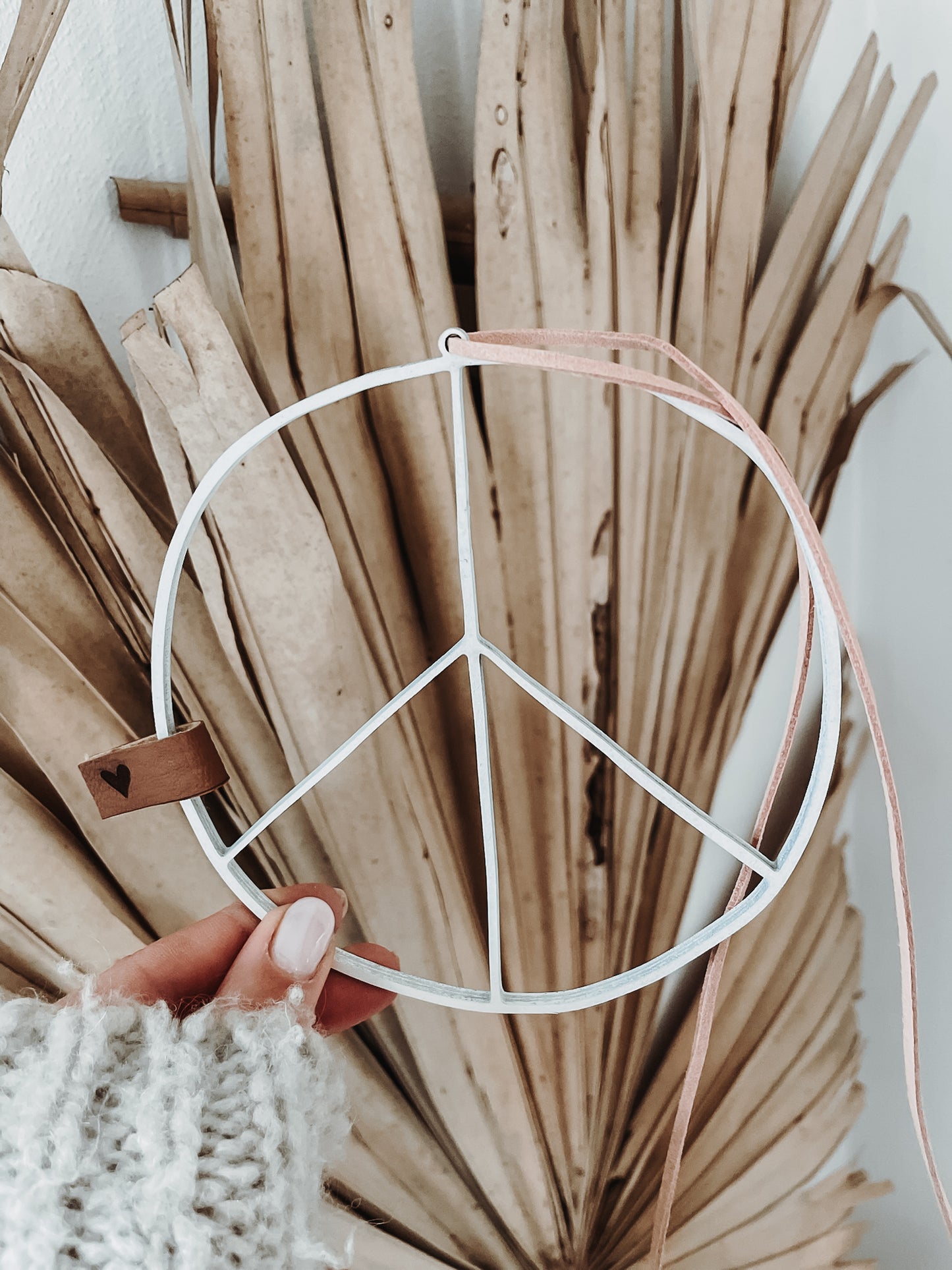 Peace filigran klein -weiß-