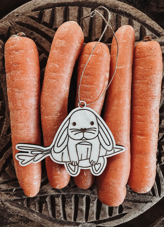 Anhänger „Häschen mit Möhre“