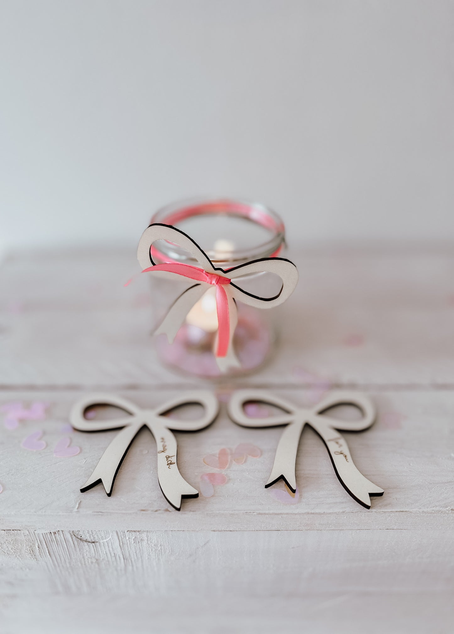 Schlichte,gravierte Holzschleifen im 3er Bundle